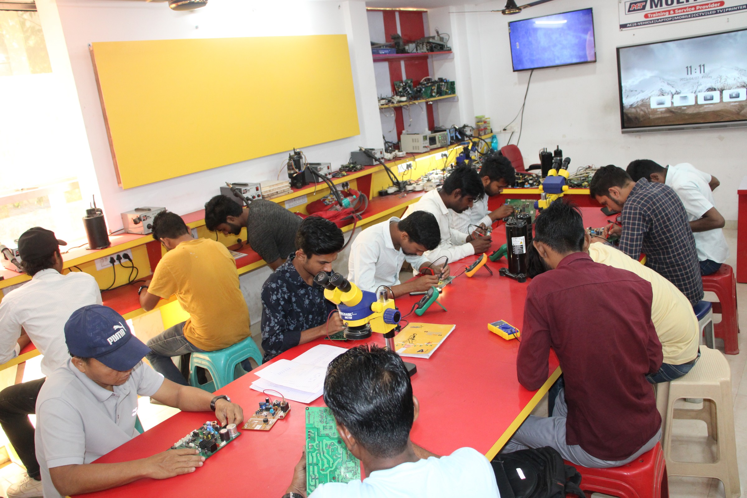 AC PCB Repairing Course: Your Key to Success