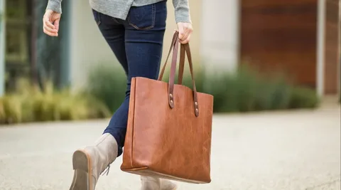 Discover Your Perfect Tote Bag at Patchee: A Stylish Companion for Every Occasion