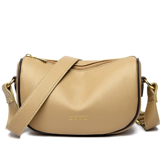 Elegance Redefined: The Timeless Allure of the Classic Charm Designer Saddle Bag